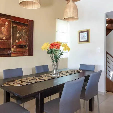 Lemonia Villa